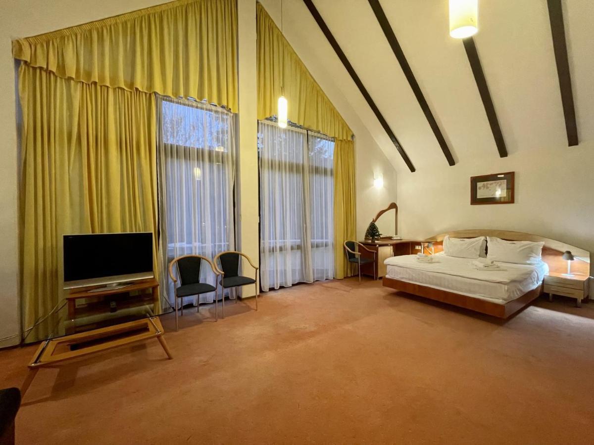 Vila Condor Poiana Brasov Ngoại thất bức ảnh