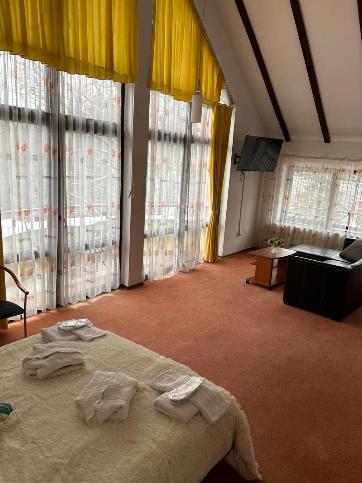 Vila Condor Poiana Brasov Ngoại thất bức ảnh