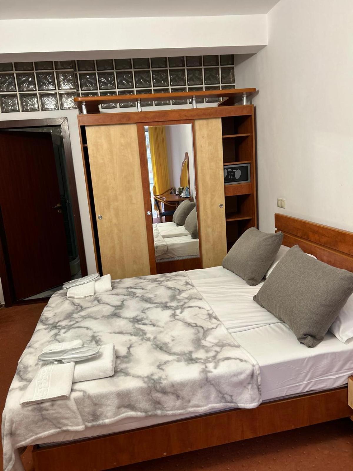 Vila Condor Poiana Brasov Ngoại thất bức ảnh